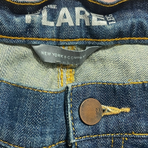 Flare jeans. Lightly worn. - Picture 3 of 3